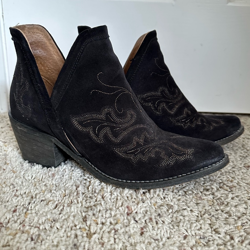 Circle G handmade black suede leather ankle cowboy boots women’s size 8 M